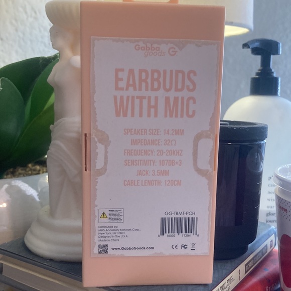 pink earbud headphones with mic 💗🐰 - Picture 2 of 2